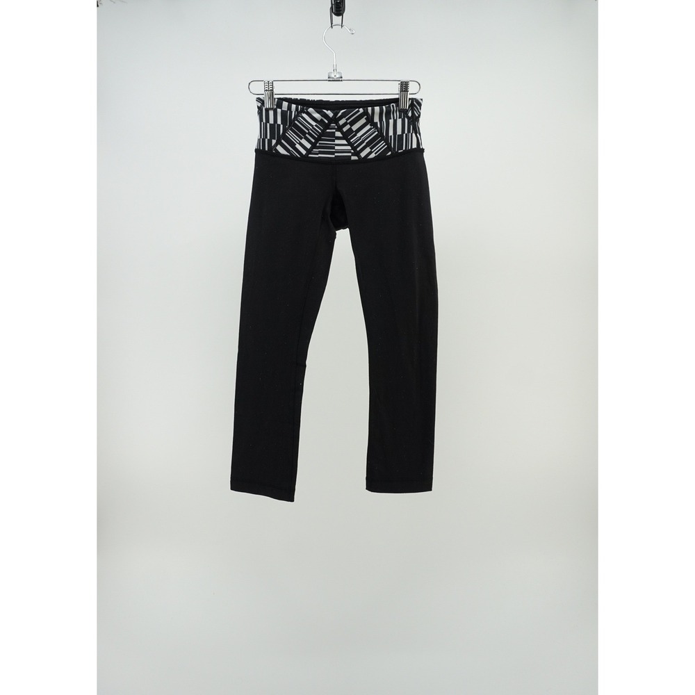 Lululemon Wunder Under Crop Capri Leggings Y2k athleisure Black White Size 2